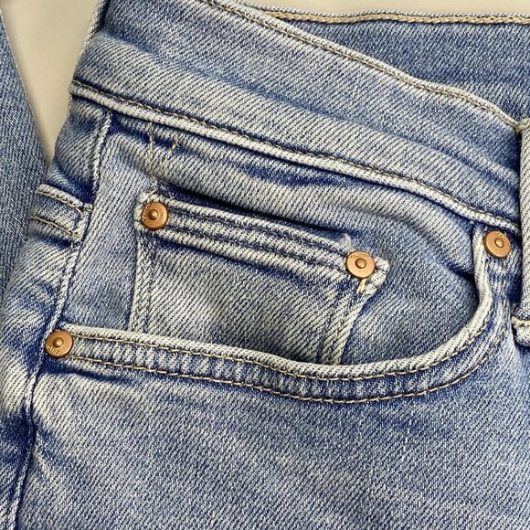 NEW MOTHER Women’s The Lil Insider Crop Step Fray Jeans – Size 32P - Picture 10 of 13